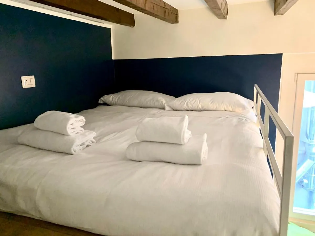Apartment Relstay - Porta Venezia - Studio Milan